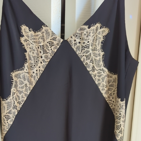 Abercrombie & Fitch Elegant Black Lace Trim Dress - Picture 3 of 8